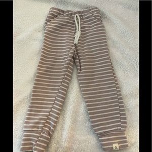 Lulu and roo 2t joggers